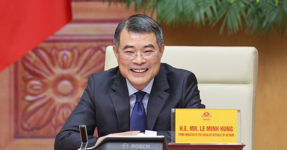 PM proposes solutions to ensure energy security at expanded AZEC summit