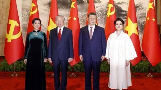 Vietnam, China pledge to elevate bilateral relations in new phase