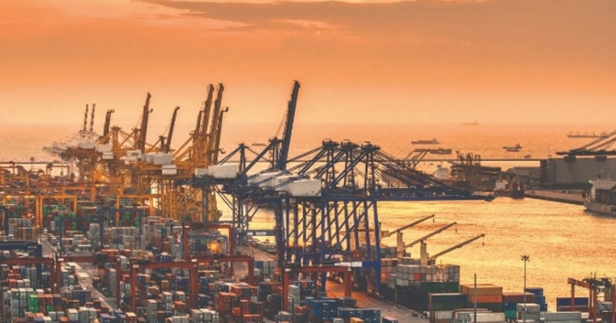 Vietnam's total trade hits over $344 billion in 4M