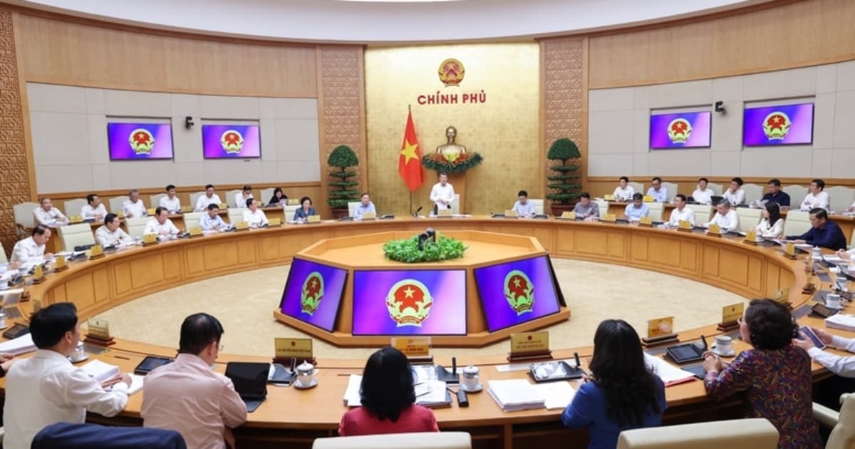 PM urges synchronized solutions to build growth foundation from start of term