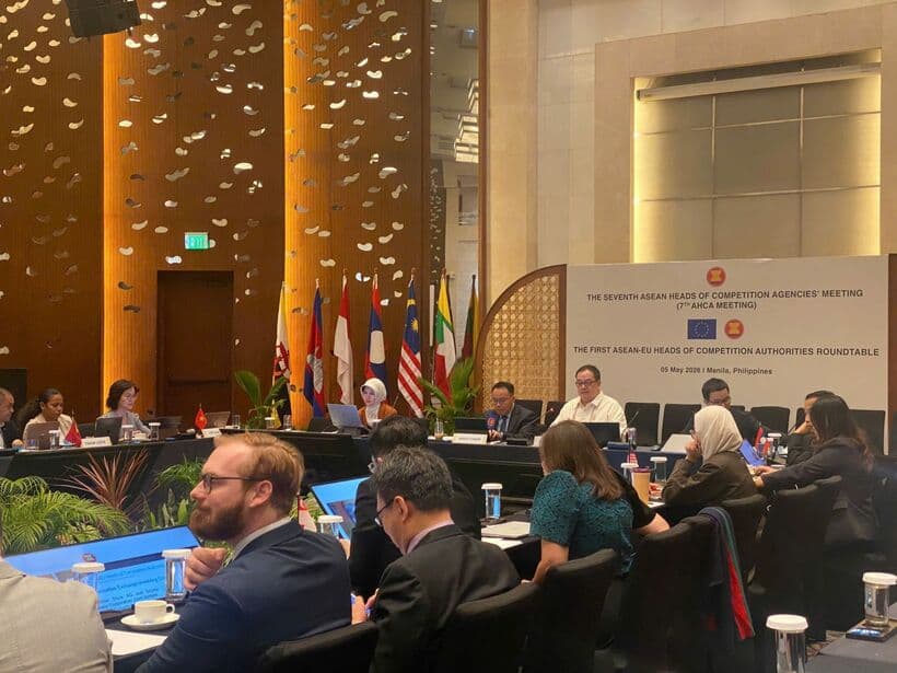 Vietnam strengthens regional competition cooperation with ASEAN and EU