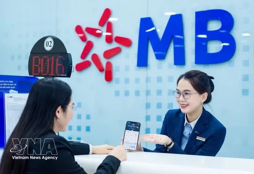 Vietnam Report unveils top 50 prestigious, effective public companies for 2026