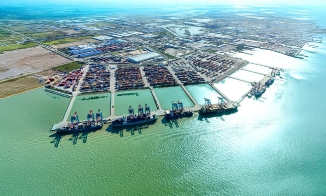 Vietnam Credit Outlook Upgrade: Economy Holds Firm Amid Global Volatility