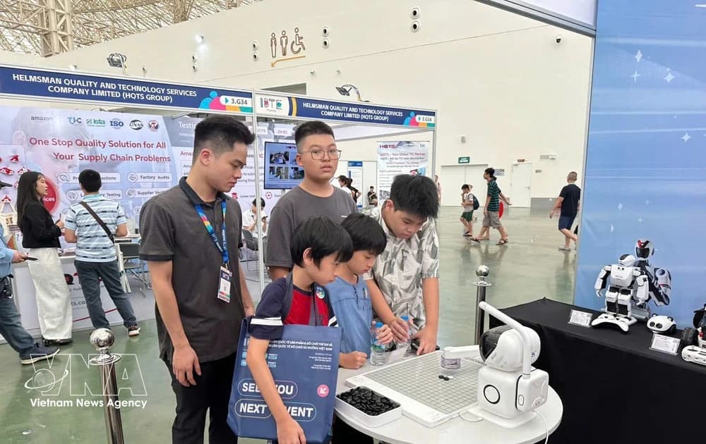 International toy, children's products exhibition opens in Hanoi