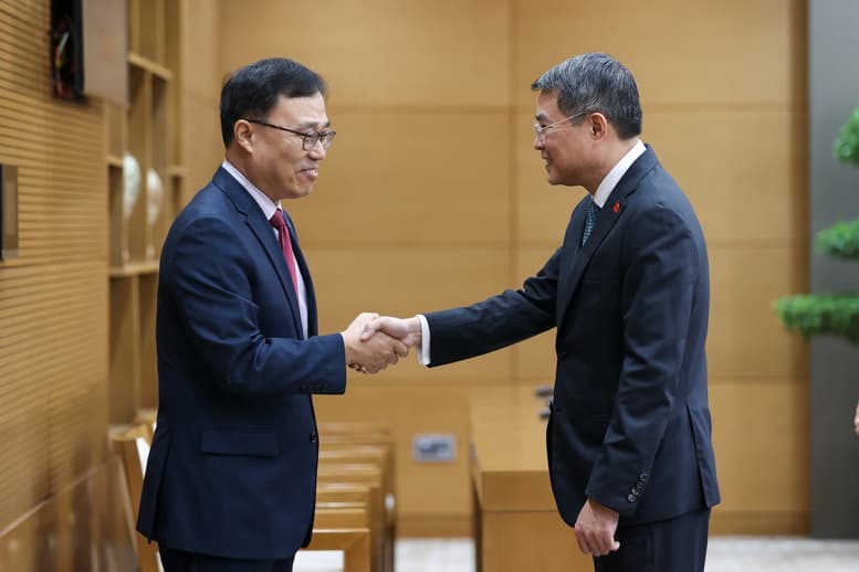 Prime Minister urges Viet Nam, South Korea to raise bilateral trade to US$150 bln by year-end