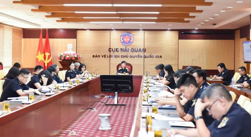 Completing regulations on customs operational areas and coordinated anti-smuggling efforts