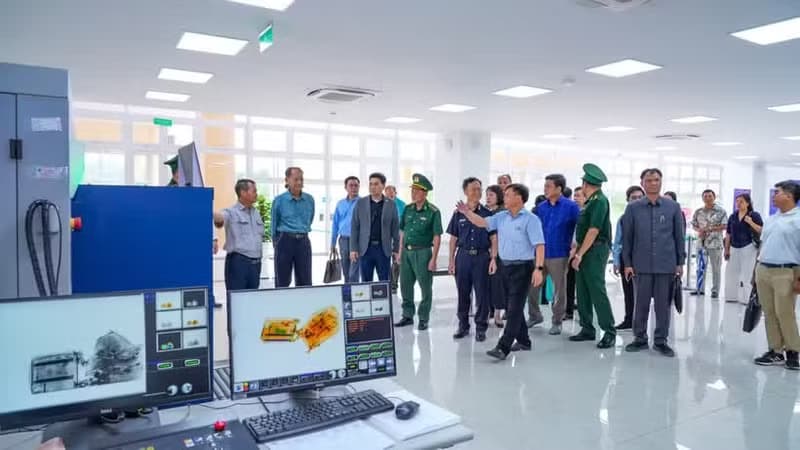Viet Nam, Cambodia survey implementation of cross-border road transport through Tan Nam – Meun Chey border gates