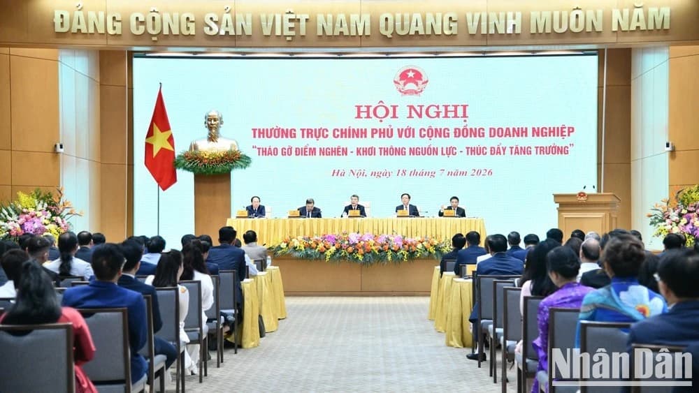 PM urges stronger development foundations for sustainable growth