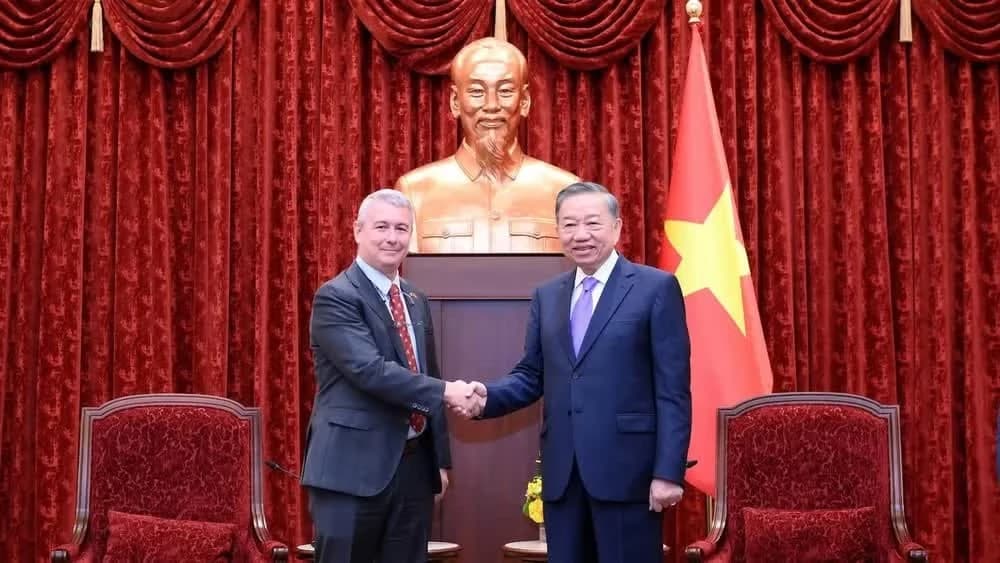 Top leader receives outgoing ambassadors of Belgium, Norway, Netherlands, Brazil