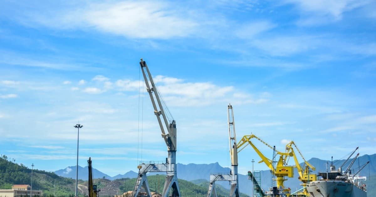 Hue city moves to unlock bottlenecks and boost Chan May Port logistics