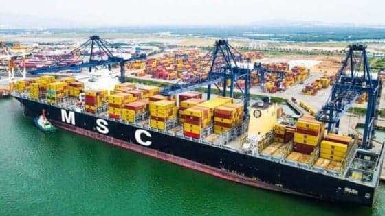 Vietnam's $20.5 bln trade deficit not yet a concern in short term: analysts