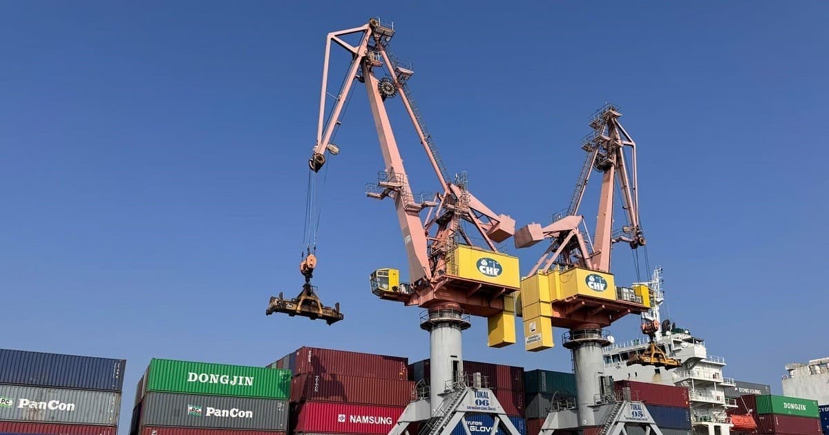 Vietnam’s 7-month trade turnover exceeds $659 bln with a trade deficit