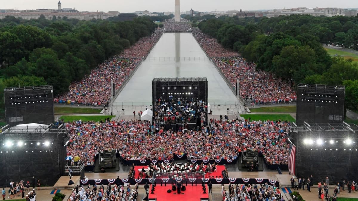 Vietnam extends congratulations to the US on the 250th Independence Day