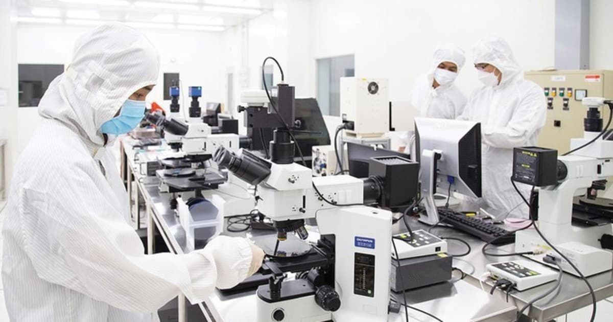 Semiconductor support services officially integrated into public service framework