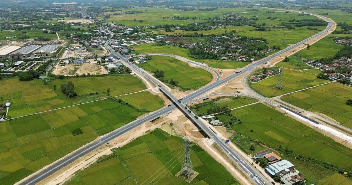 Quang Ninh proposes new expressway linking Hai Phong–Ha Long route with Hanoi Ring Road 5