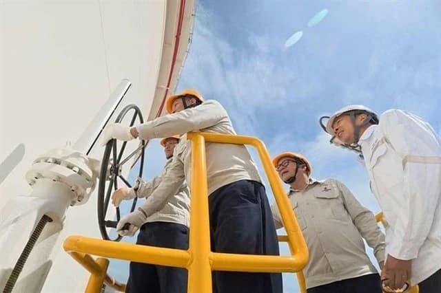 Dung Quat Oil Refinery increases crude oil storage capacity by 12.5%