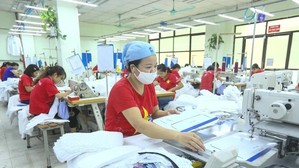 Textile and garment industry flexibly responds to market volatility