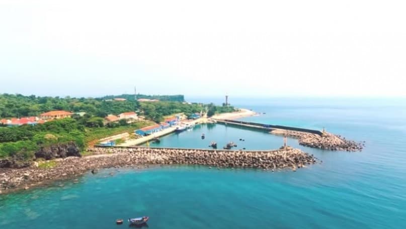 Developing a sustainable blue marine economy on Con Co Island
