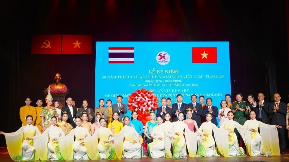 Ho Chi Minh City pledges to serve as active bridge in Viet Nam-Thailand ties