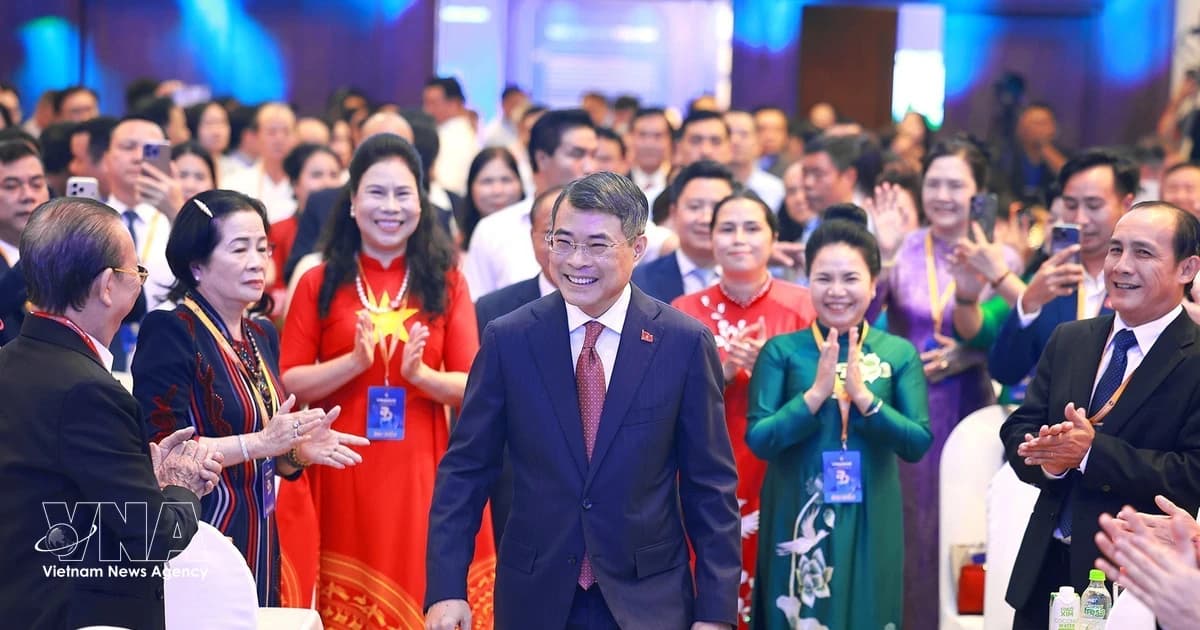 SMEs must become solid foundation, steady pipeline for larger enterprises: PM