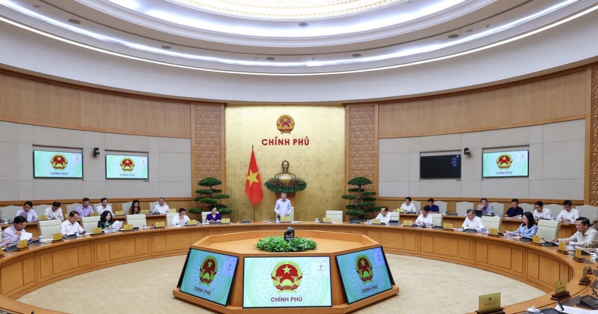 PM urges ministries to finalize bills, preventing bottlenecks for businesses