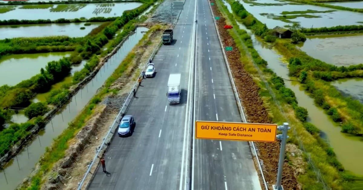 Ministry of Construction urges faster progress on Can Tho-Ca Mau Expressway