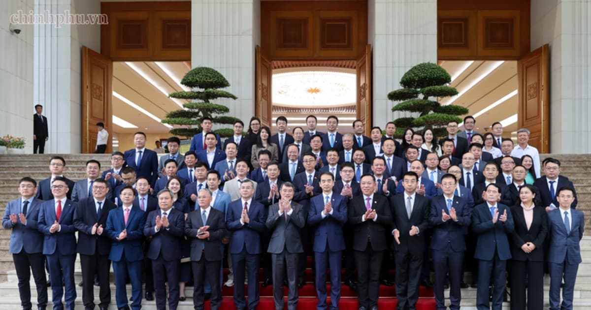 PM calls on Chinese investors to continue viewing Vietnam as long-term destination