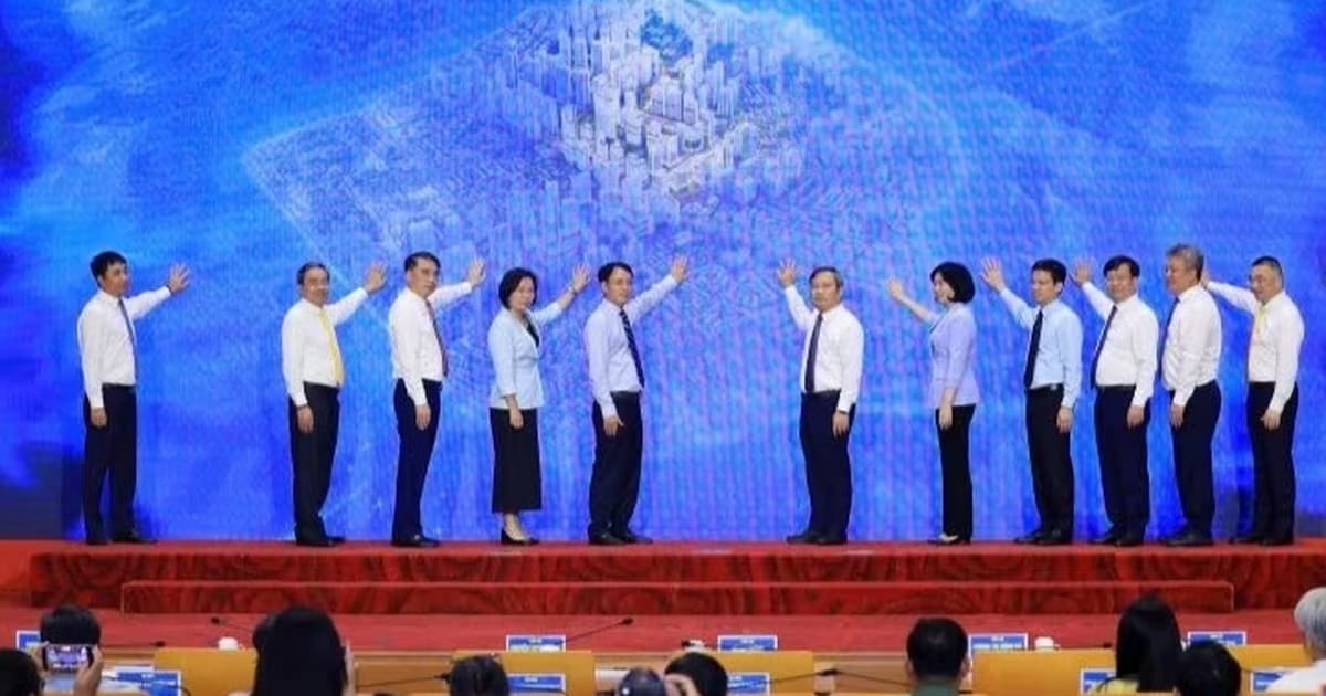 Ha Noi launches, inaugurate 17 flagship projects worth over US$15 billion on 81st National Day