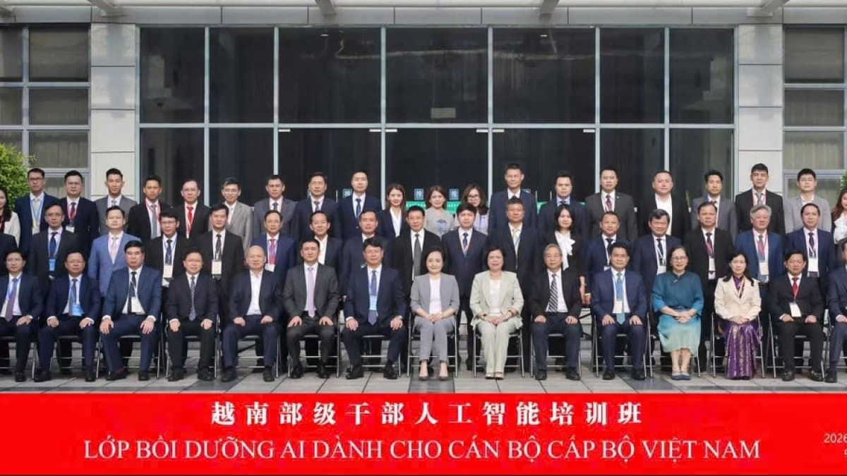 Vietnamese delegation conducts research and survey on digital transformation and artificial intelligence in China's Guangxi
