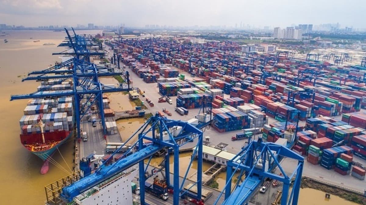 FD 2026: Developing a modern - green - smart port system to become a key growth driver for Ho Chi Minh City