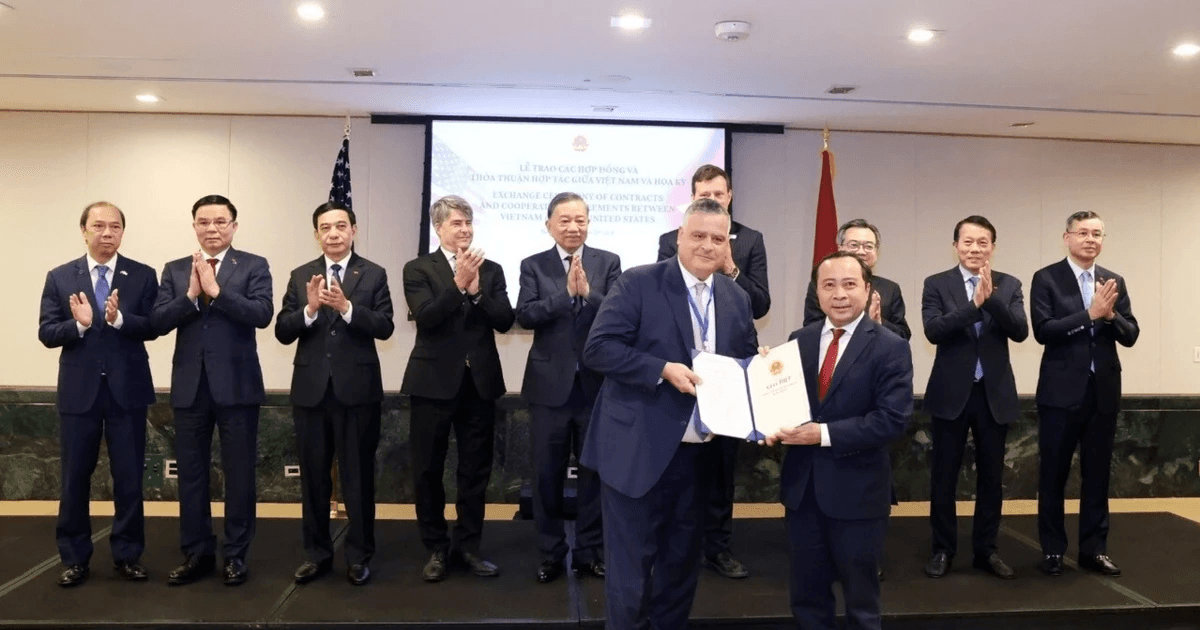 Vietnam hands over satellite network license to Amazon Kuiper in New York