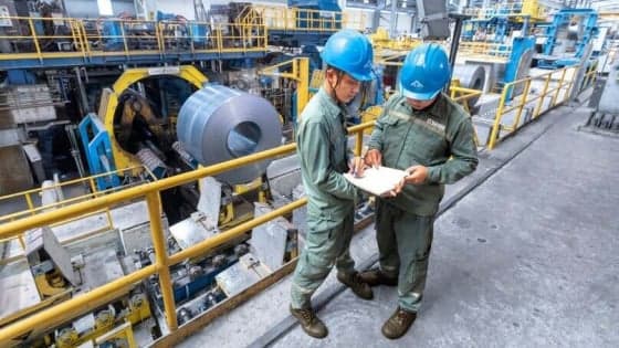Vietnam's top steel maker Hoa Phat ramps up output, profit may fall in Q3