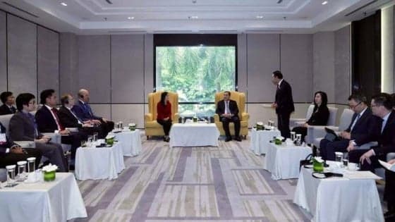 US tech giants, financial titans seek to deepen ties with Vietnam