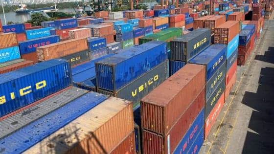A.P. Moller Capital to acquire Portek from Mitsui, expanding Vietnam port exposure