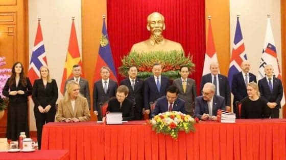 Vietnam signs free trade agreement with four European Free Trade Association countries