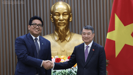 Petronas seeks to deepen cooperation with Vietnam in LNG, wind power, hydrogen