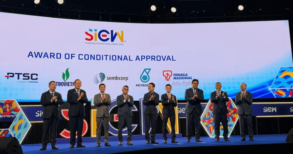 Singapore grants conditional approval for renewable electricity imports from Vietnam
