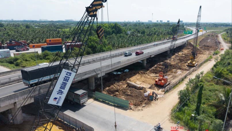 Attracting private capital to expressway infrastructure