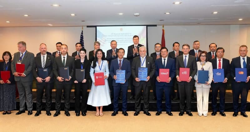 Standard Chartered Deepens Vietnam–US Financial Links During High-Level New York Visit