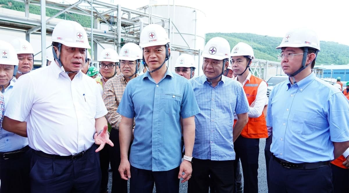 Quang Tri province to tighten delayed power projects