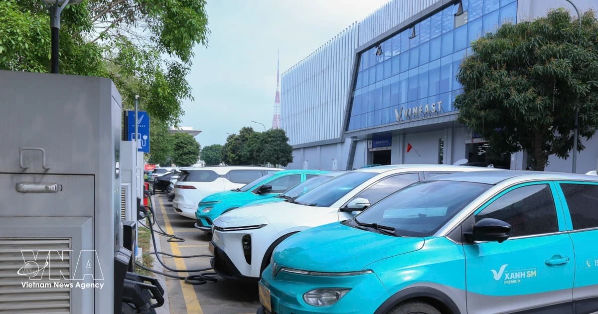Green SM launches all-electric taxi service in US