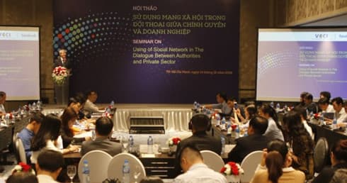 Authorities, businesses increase dialogues on social networkq