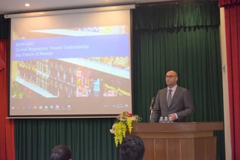 Vietnamese firms should focus on brand building