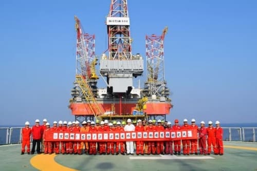 Vietnam verifying location of Chinese oil rig in Gulf of Tonkin