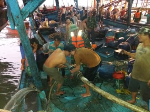 51 fishermen rescued at sea off the coast of Quang Nam