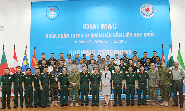 Vietnam hosts training course for UN logistics officers