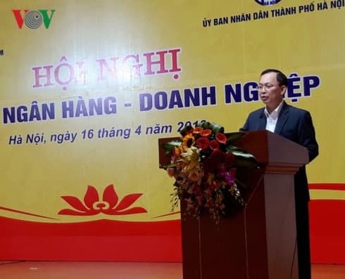 Central bank secures capital for prioritized sectors amidst tight credit