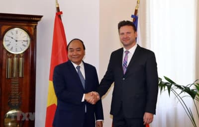 Vietnam greatly values ties with Czech Republic