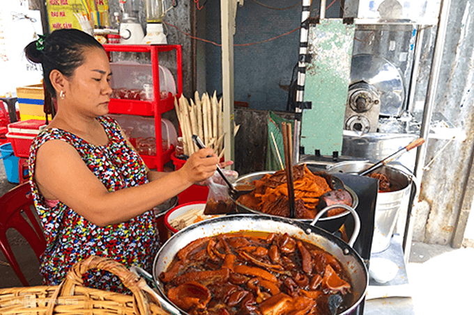 A hot Saigon stew that’s not everyone’s cup of tea