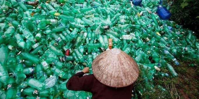 Vietnam plans to build first road made from recycled plastic